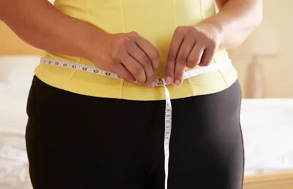Measuring weight illustration
