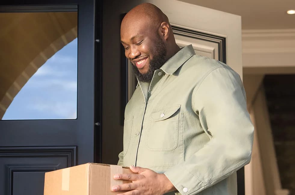 Customer happy with delivery illustration